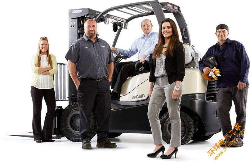 Group of Crown employees surrounding a C-5 internal combustion forklift